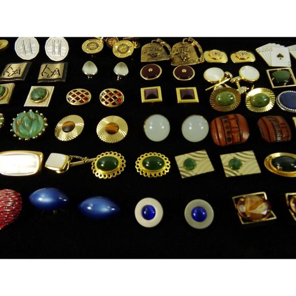 Huge Lot of Cufflinks 35 Pairs Vintage and Designer Cuff Links w Tray - Picture 5 of 8